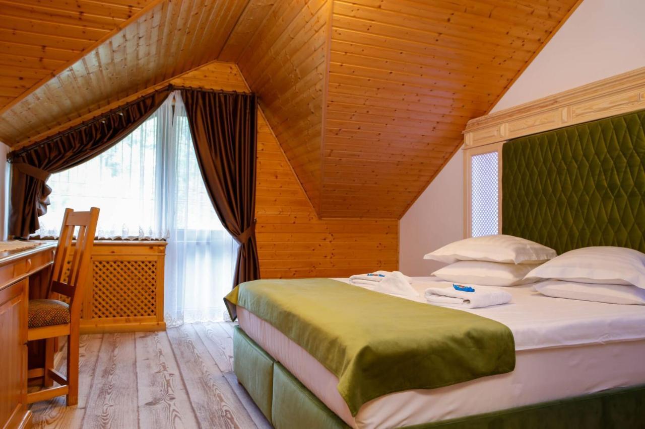 Casa Baciu Hotel Fundu Moldovei Buitenkant foto