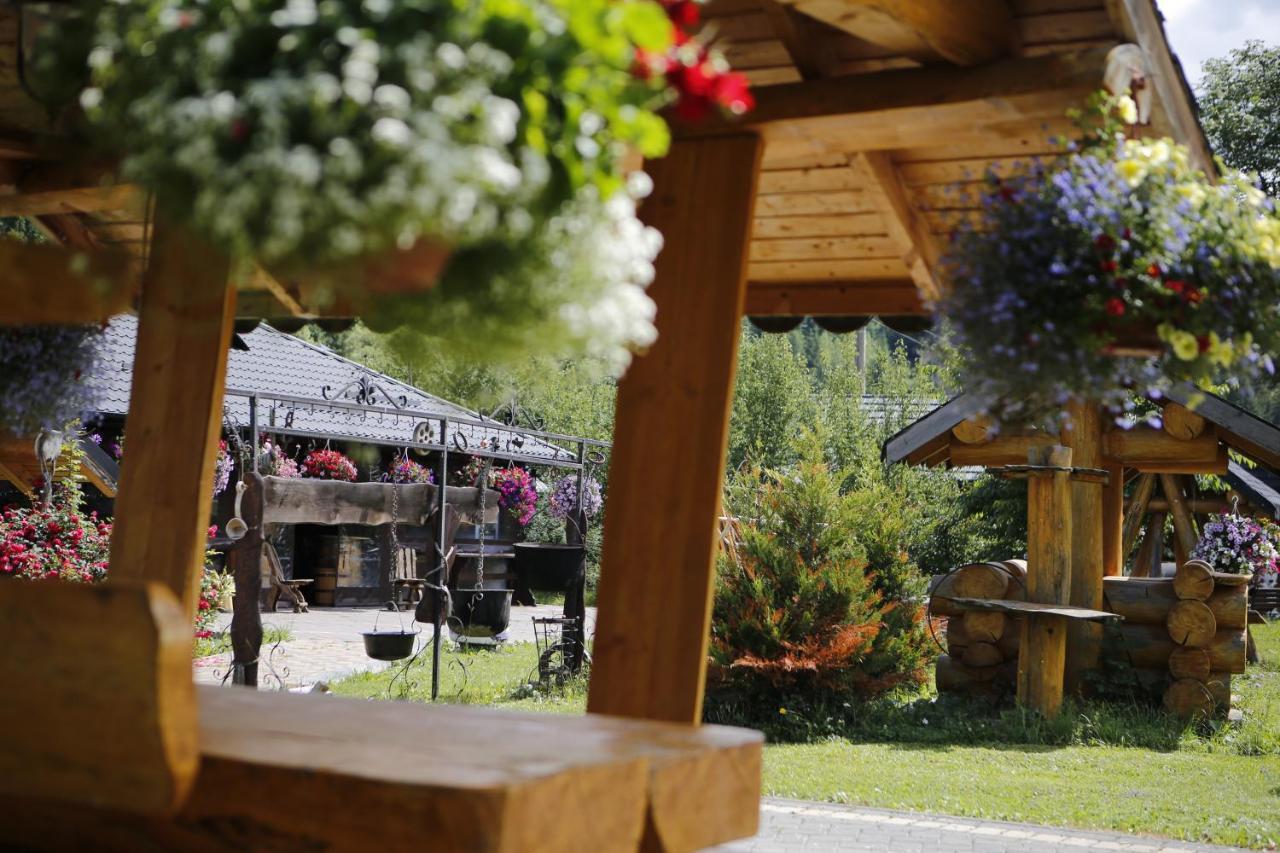 Casa Baciu Hotel Fundu Moldovei Buitenkant foto