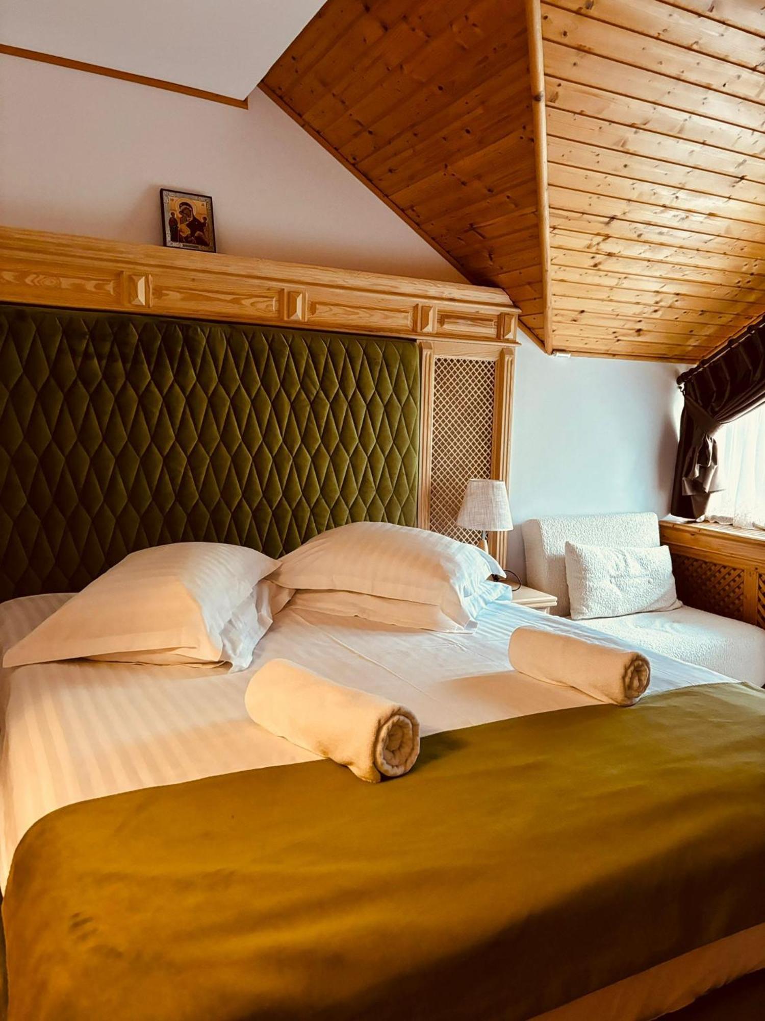 Casa Baciu Hotel Fundu Moldovei Buitenkant foto