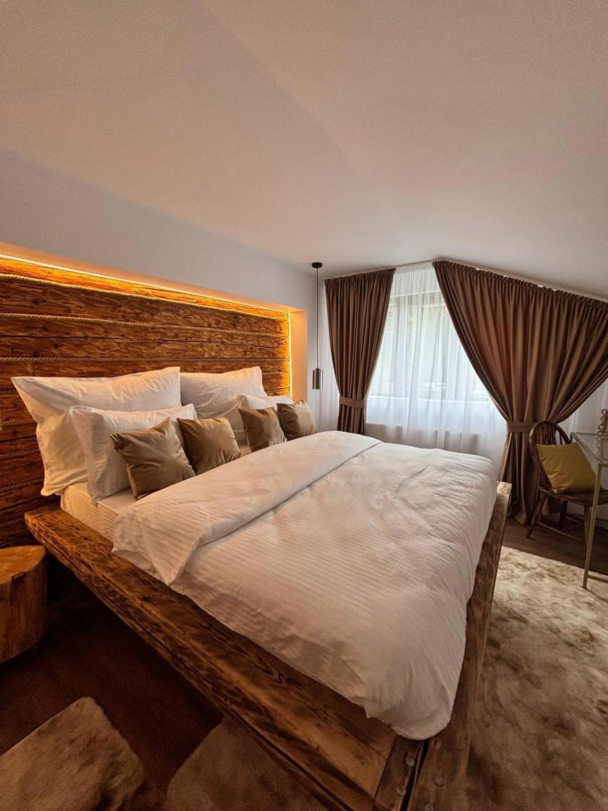 Casa Baciu Hotel Fundu Moldovei Buitenkant foto